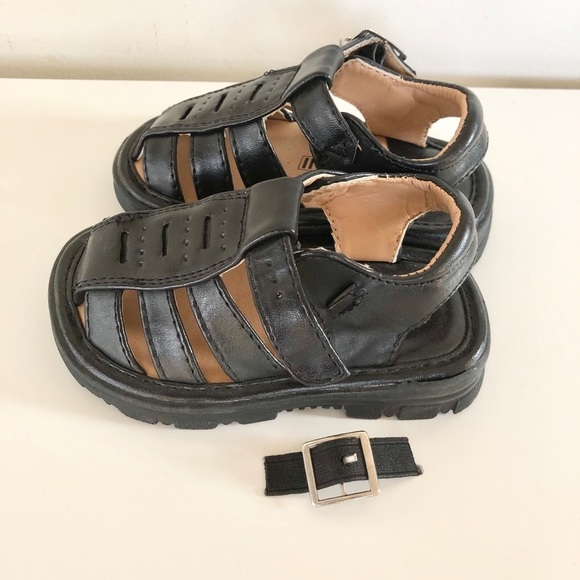 Venini Toddler Black Strap Sandals Boys Size 5 - Picture 4 of 12